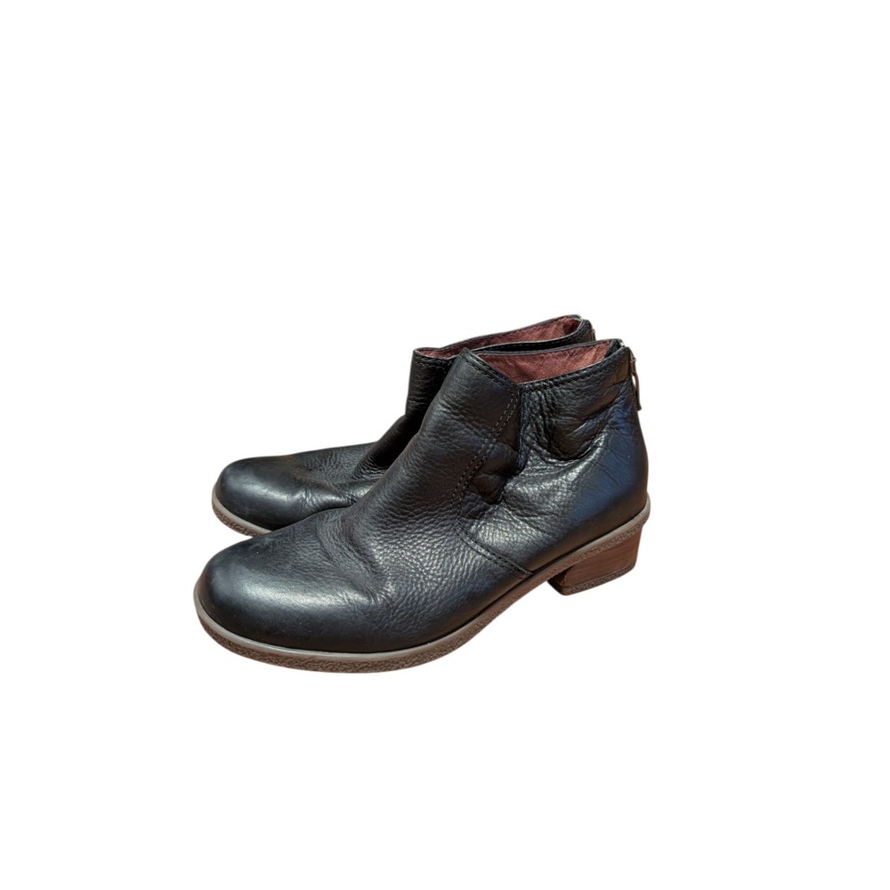 Dansko Becki Black Leather Ankle Boot 39